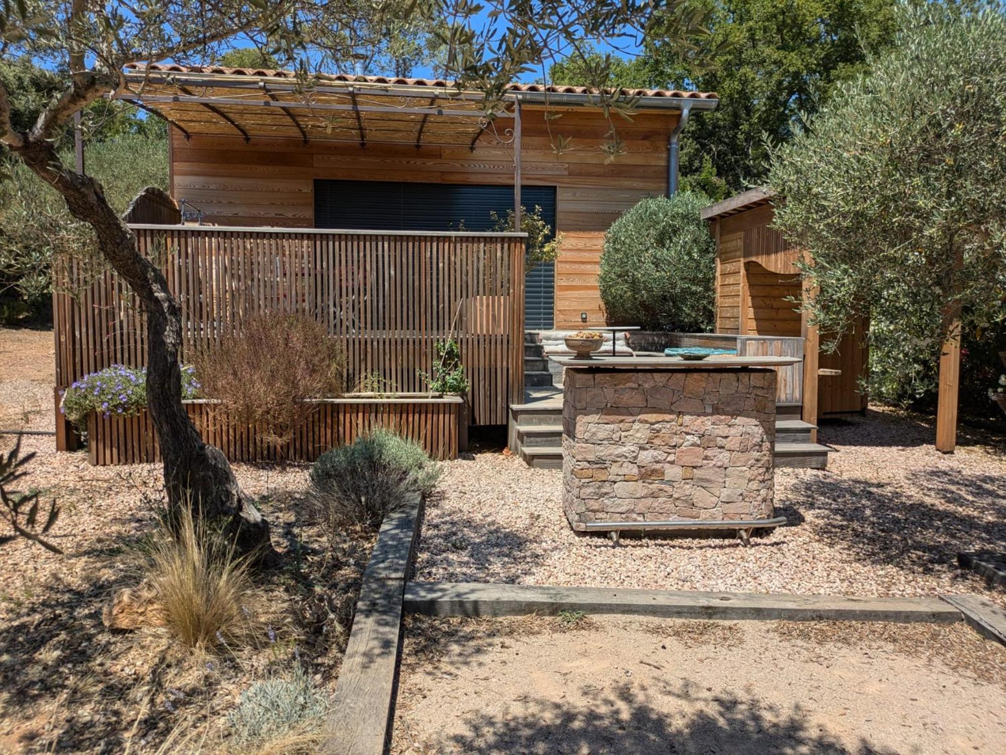 Lodge Les Oliviers Gareoult Exterior photo